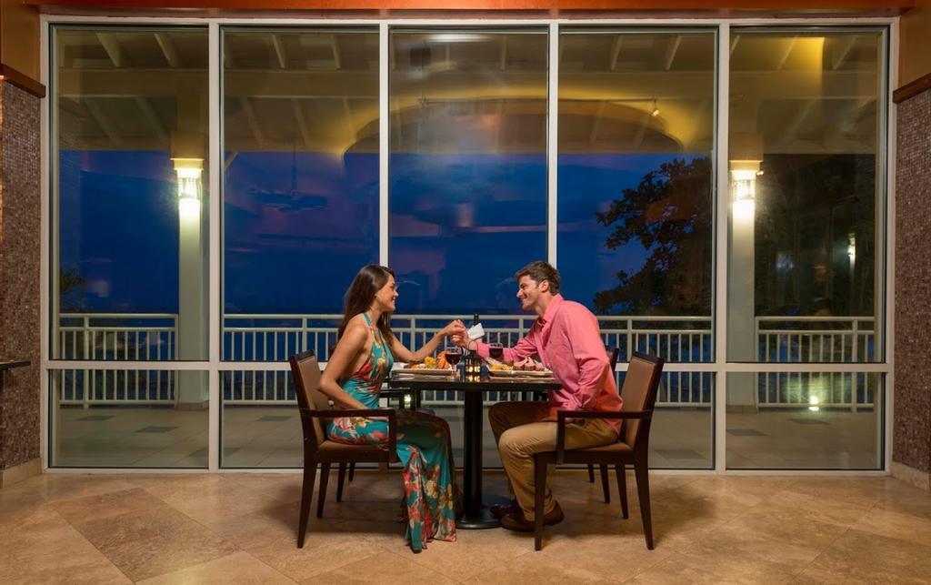 Divi Little Bay Beach Resort Philipsburg  Bagian luar foto