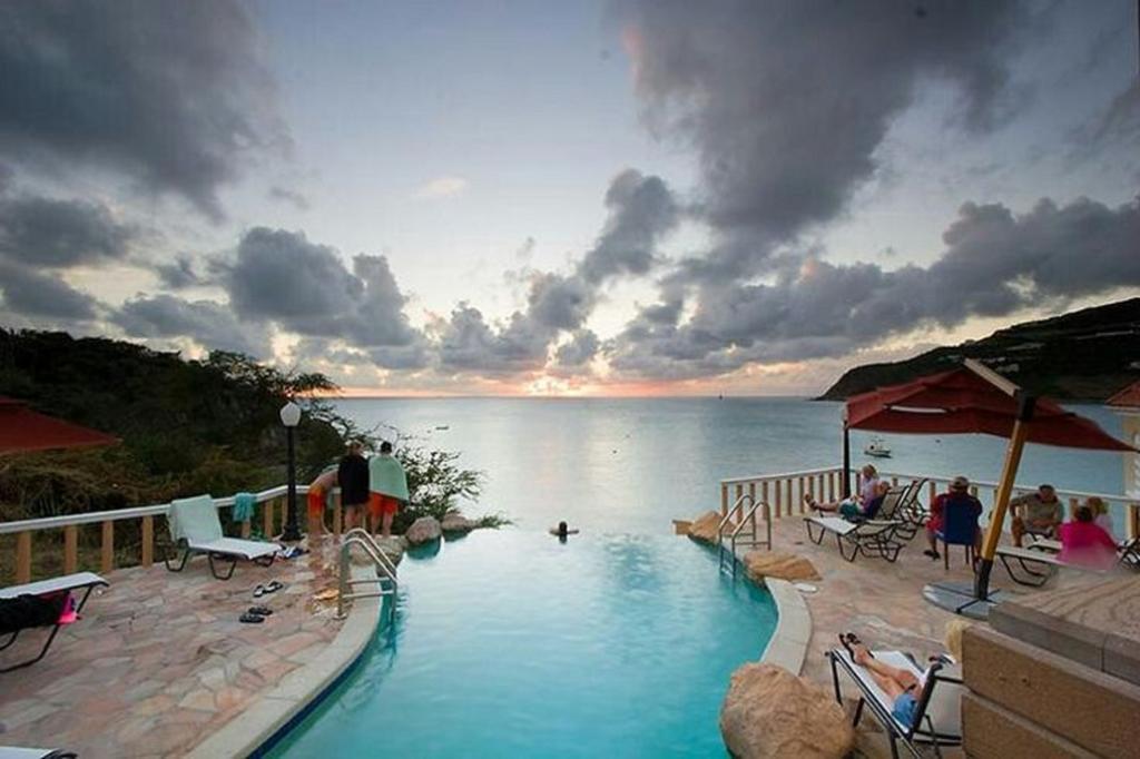 Divi Little Bay Beach Resort Philipsburg  Bagian luar foto